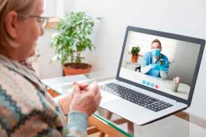 telemedicina-consulta-remota-virtual-adultos-mayores-bogota-colmedica