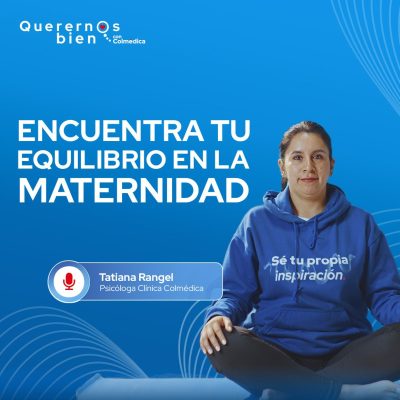 La doctora Tatiana Rangel guia una meditacion para mamás.
